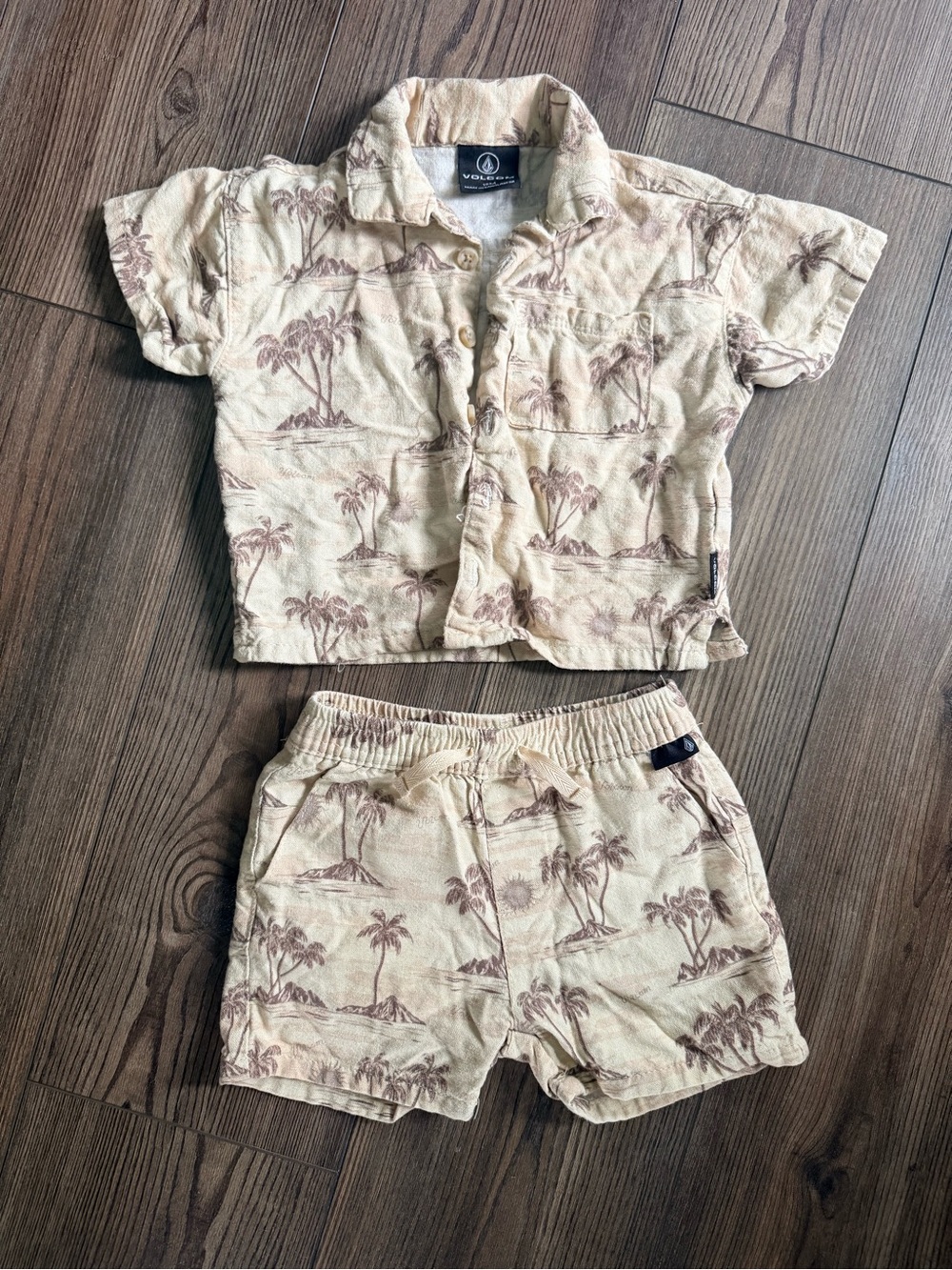 Volcom Cream and Brown Palm-Print Shorts Set